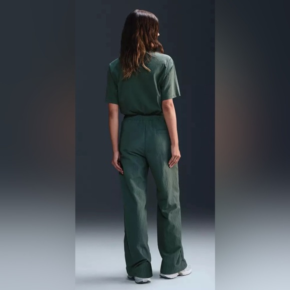 Nike Women's Sportswear Everything Wovens Mid-Rise XXL- UV Repel - Picture 3 of 8